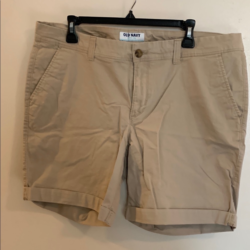Old Navy Tan Bermuda Shorts Flat Front Design